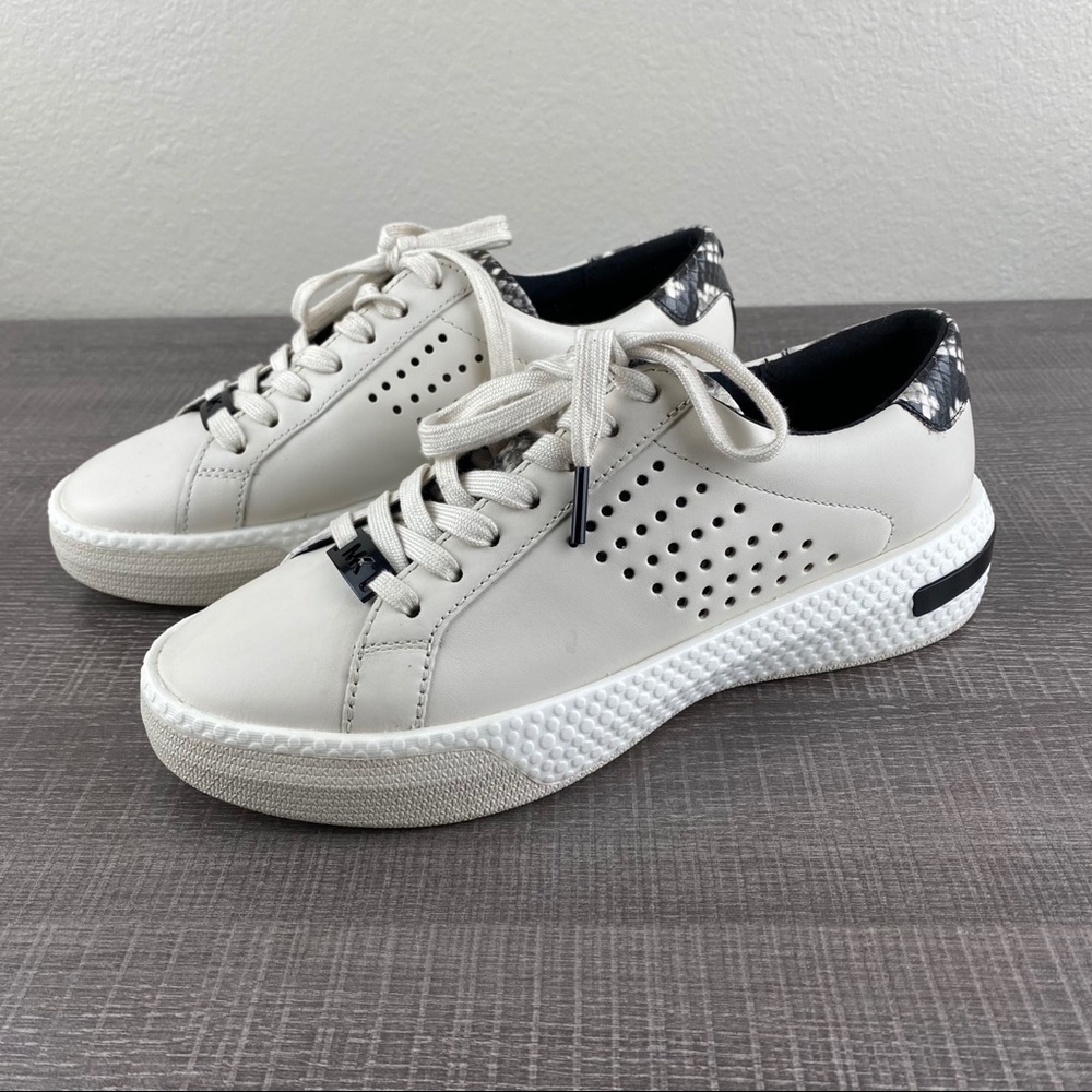 Michael Kors Codie Lace Up shoes. New.